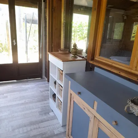 Σαλέ Dominique Azzana